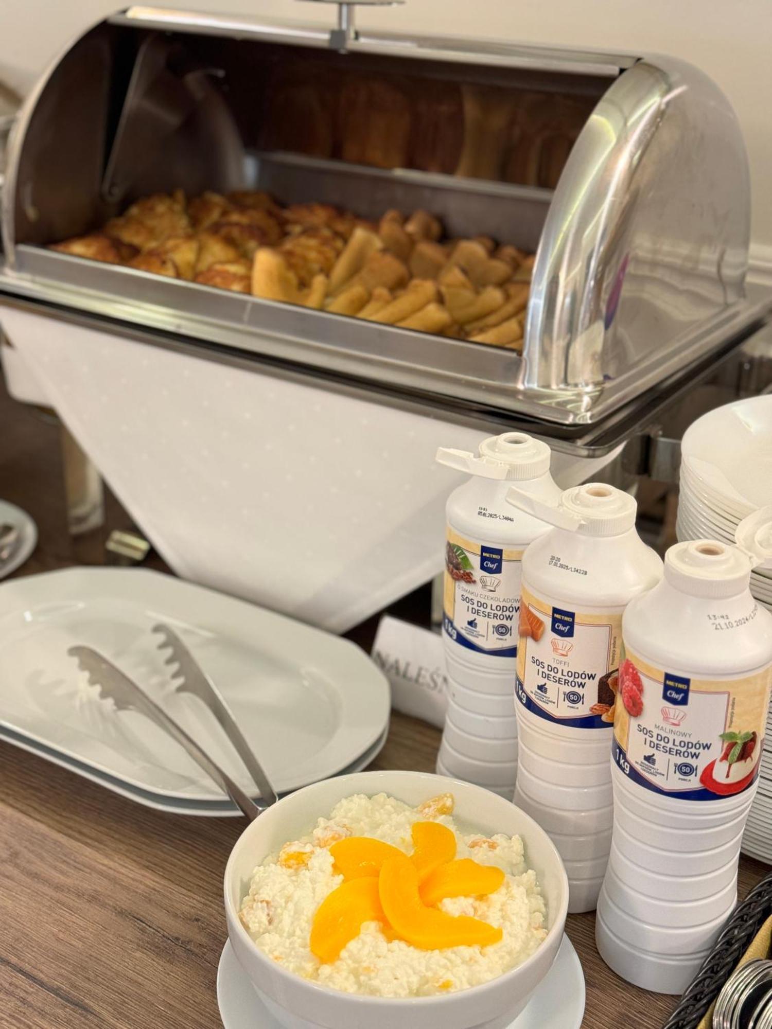 什切尔克 Gosciniec Pod Skrzycznem酒店 外观 照片